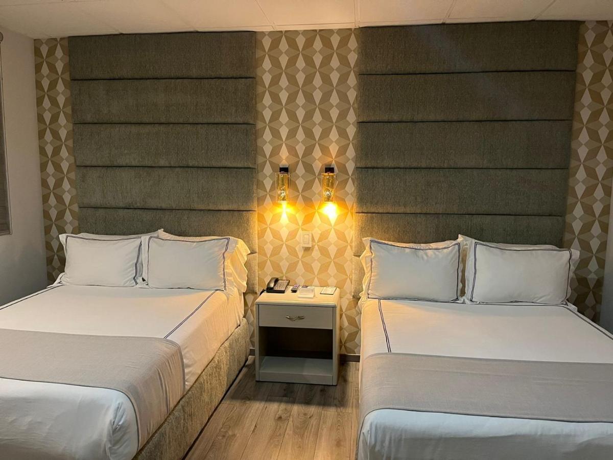 Hotel Posada San Antonio 雷诺萨 外观 照片